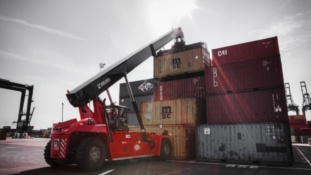 Kalmar delivers range of cargo-handling equipment to Hamad Port, Qatar