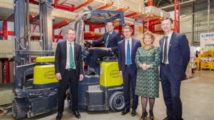 Combilift signs €1M contract with Kingfisher Group in France