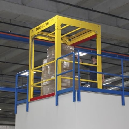 PS Doors launch mezzanine safety gate and its new Loading Dock Safety Gate at this year’s ProMat