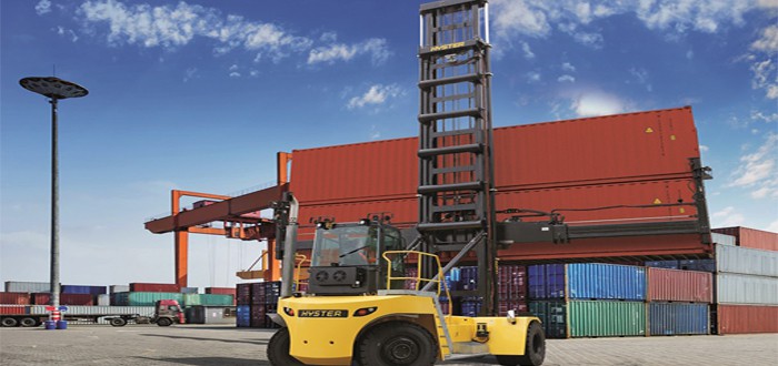 Hyster talks zero emissions and double reefer handling at TOC 2017