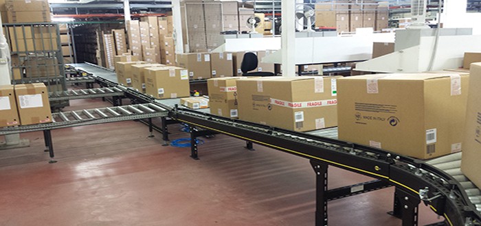 Interroll modular conveyor platform implemented for Paul & Shark automated warehouse.