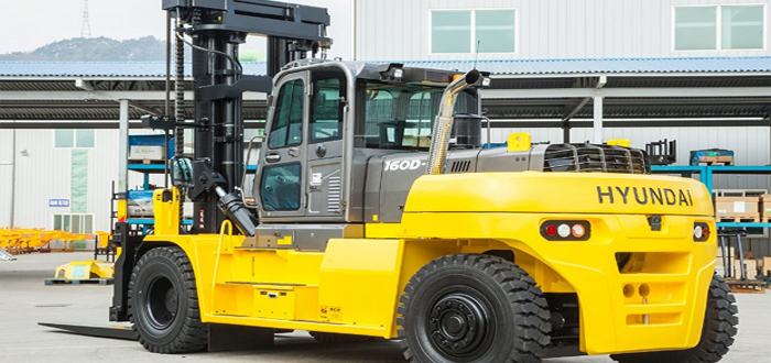 Hyundai expand its forklift range with the new powerful 160D-9L heavy-line forklift.