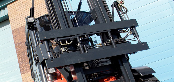 PowerMount the Quick Release System to Interchange Forklift Attachments .