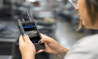 Businesses Gain Unparalleled Collaboration and Productivity with Motorola Solutions’ New Smart Radio