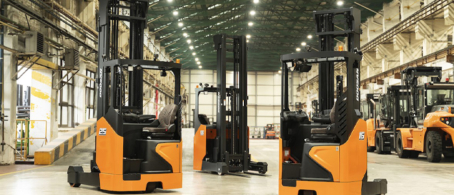 Doosan launches productivity-boosting 9-Series reach trucks