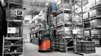 Driverless forklifts are the solution to warehouse recruitment issues