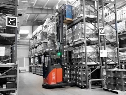 Driverless forklifts are the solution to warehouse recruitment issues