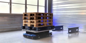 iFollow mobile robot range ups capacity to 1500 kg